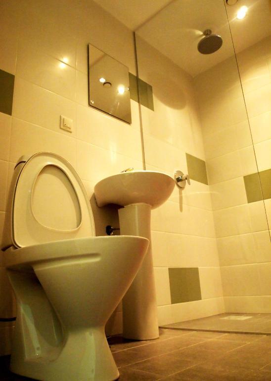 The Monk'S Bunk Hostel Ταλίν Εξωτερικό φωτογραφία